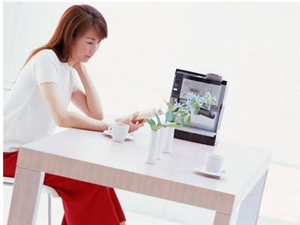 牙齿冷光美白疼吗?什么年龄适合?