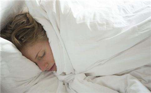 男性睾丸下垂是怎么回事?