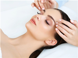 华康彩光嫩肤的过程怎样呢?