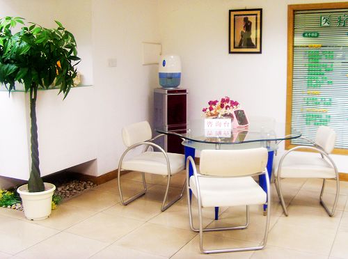 上海比华利医疗美容门诊部