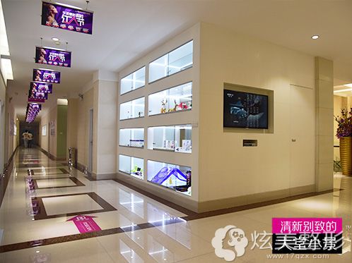 桂林脂肪填充医院哪家好?推荐桂林华美整形脂肪丰面部口碑好还正规