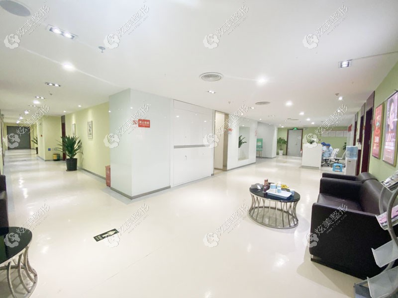 福州肋骨鼻修复医院排名推荐福州美贝尔、格美莱、韩尔整形