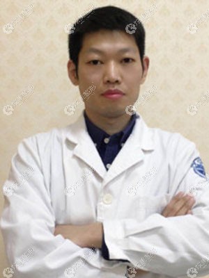 主做疤痕修复的单兴柱医生 主做疤痕修复的单兴柱医生