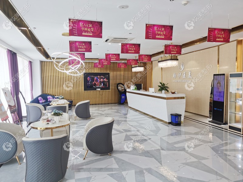 台州胸部整形手术医院排名:除台州珞伊外还有4家做假体/脂肪丰胸技术好