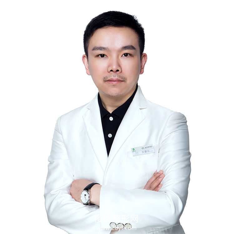 周鹏起做眼睛怎么样?术后二个月效果分享+医生信息介绍