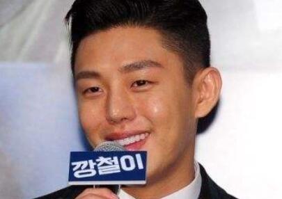 刘亚仁整容03.jpg 刘亚仁整容03.jpg