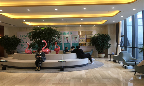 广州牙缺损金属烤瓷修复专家排名价格表案例来袭!广州仁爱天河医院等整形价格 广州牙缺损金属烤瓷修复专家排名价格表案例来袭!广州仁爱天河医院等整形价格