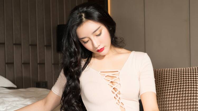 单眼皮怎么变双眼皮自然呢?