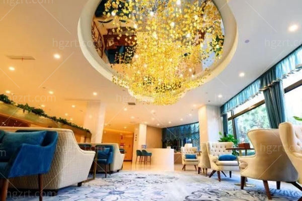 昆明娇点整形美容医院休息区.jpg 昆明娇点整形美容医院休息区.jpg