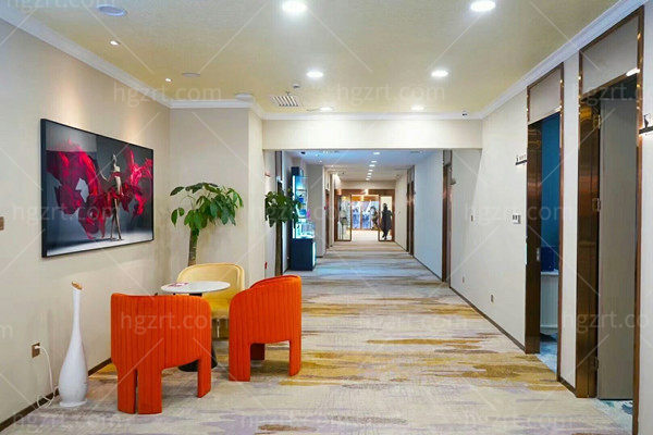 长沙雅美医疗美容医院过道 长沙雅美医疗美容医院过道