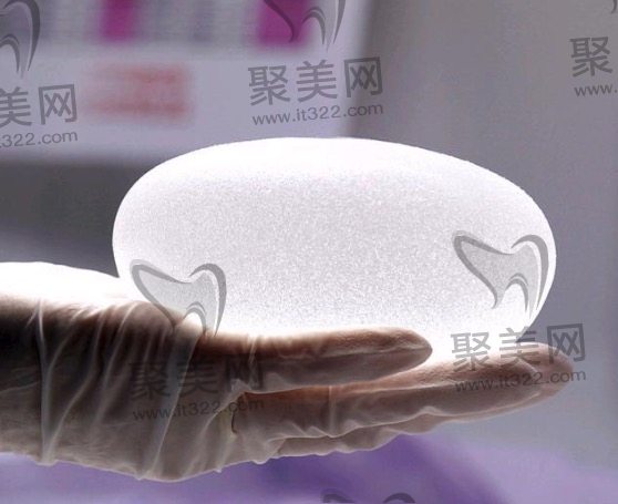 假体植入物隆胸价格 假体植入物隆胸价格