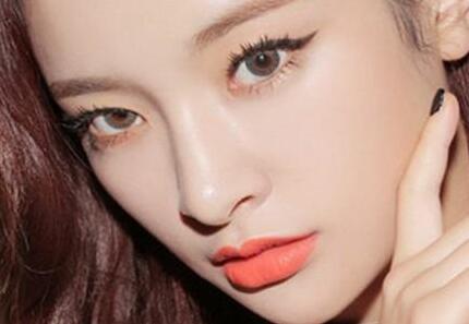 长沙湘雅医院整形分院隆鼻手术怎么收费?