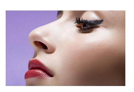 哪些情况需要进行隆鼻失败修复手术呢?