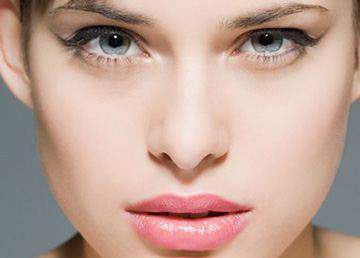 想要双眼皮自然不要肉条还不够,还得避开上睑凹陷! 想要双眼皮自然不要肉条还不够,还得避开上睑凹陷!