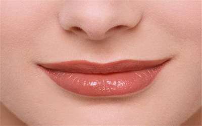 年龄大实施外切法修复眼袋可以吗?预计要多少钱? 年龄大实施外切法修复眼袋可以吗?预计要多少钱?