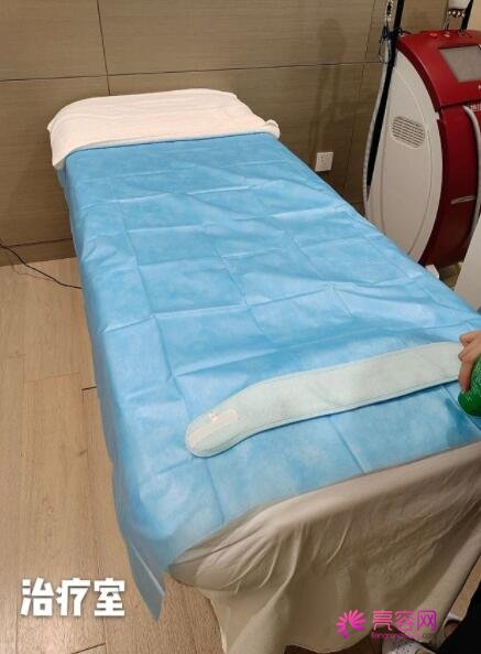 激光祛斑需要多少钱呢?激光美容祛斑手术的果怎么样呢?祛斑真人案例