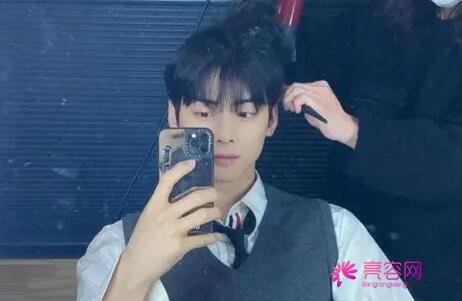 车银优曾因长痘哭着道歉是怎么回事?来看他的详细资料介绍