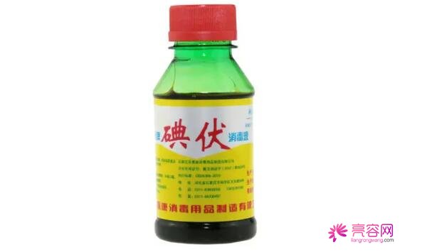 碘伏可以涂在痘痘上吗?去除痘痘的办法都有那些呢?祛痘医美项目