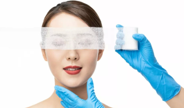 双眼皮术后恢复5个阶段,该怎么护理?