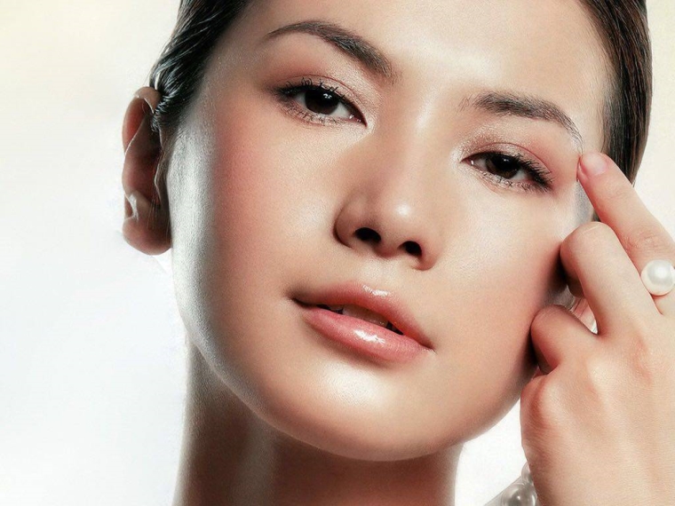 小编今天说说广州做假体隆鼻手术会不会伤害到身体呢 小编今天说说广州做假体隆鼻手术会不会伤害到身体呢