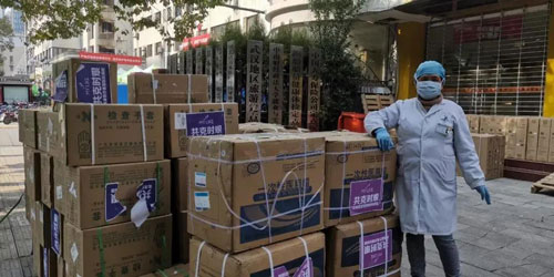 爱在美莱·公益行!武汉美莱一路温暖相伴!