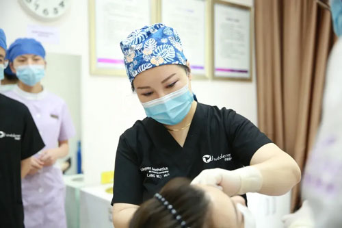 杭州美莱技术院长郎炜慧成为乔雅登质颜注射培训导师