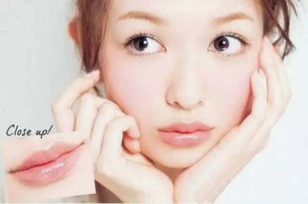 网红脸第七步:嘟嘟唇和丘比特弓 网红脸第七步:嘟嘟唇和丘比特弓