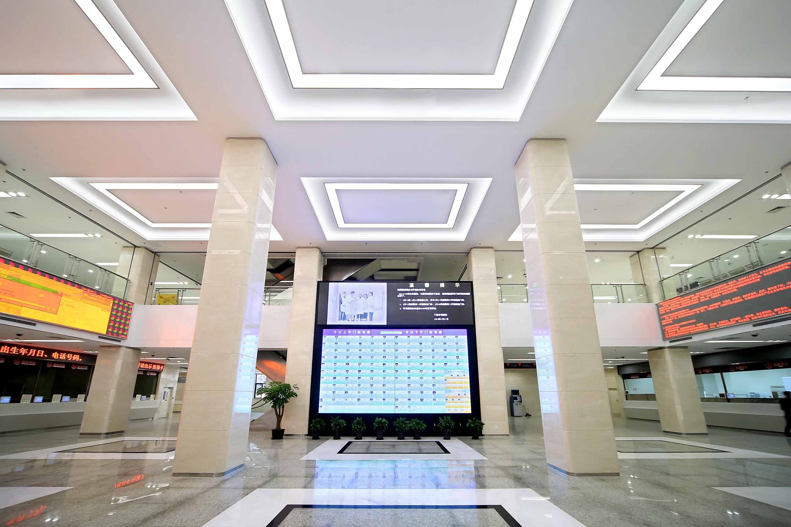 上海<span style= 上海<span style=