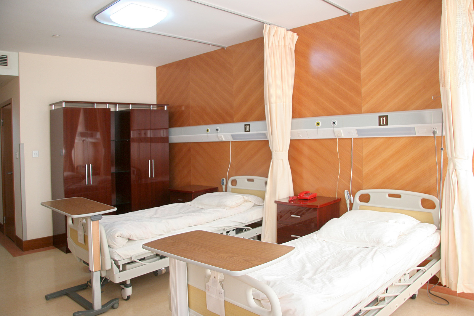 上海<span style= 上海<span style=