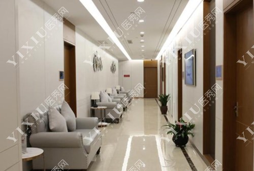 南京蓝鲟口腔走廊照 南京蓝鲟口腔走廊照