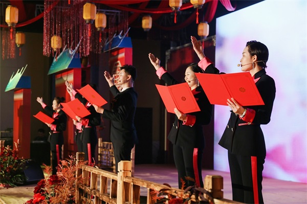 1660817196380918.jpg 194805094.jpg