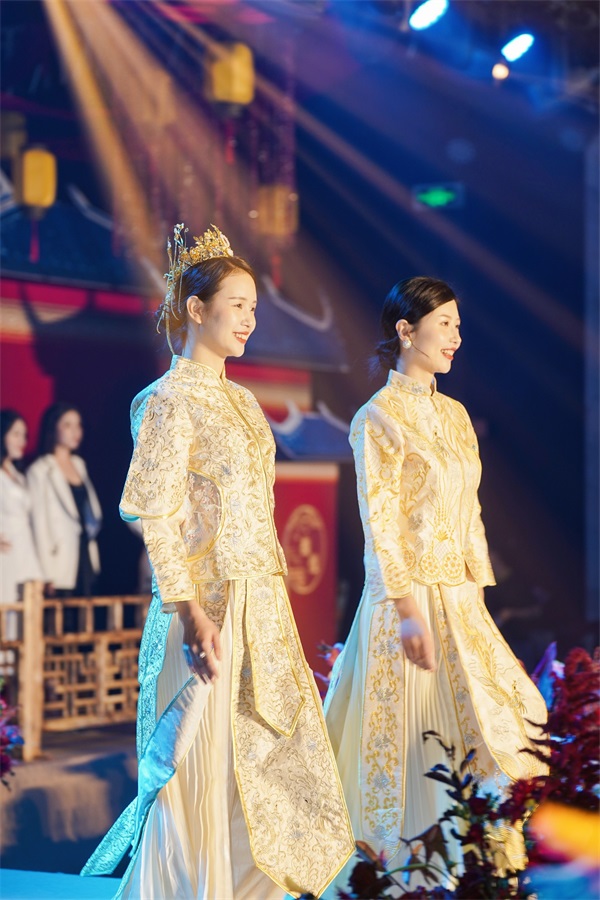 1660817209230323.jpg 194857729.jpg