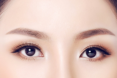 开内眼角恢复自然需要多久 开内眼角恢复自然需要多久