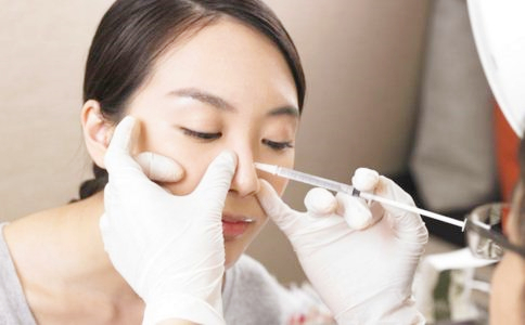玻尿酸隆鼻的副作用 玻尿酸隆鼻的副作用