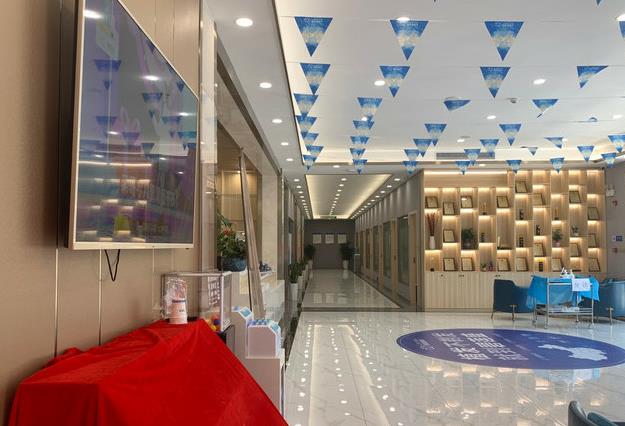 武汉碧莲盛植发医院_大厅一角